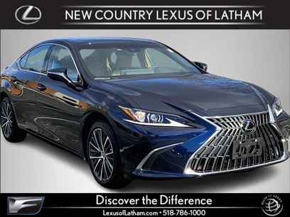 Used 2025 Lexus ES 350 w/ Premium Package