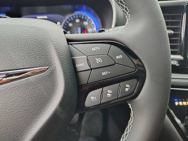 New 2026 Chrysler Pacifica Select w/ S Appearance Package FWD image 15