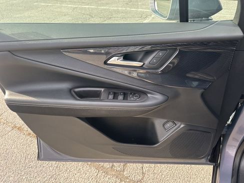 Used 2024 Chevrolet Blazer EV LT image 24