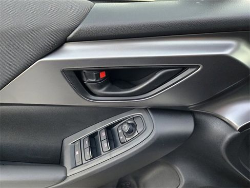 New 2025 Subaru Impreza 2.0i image 10