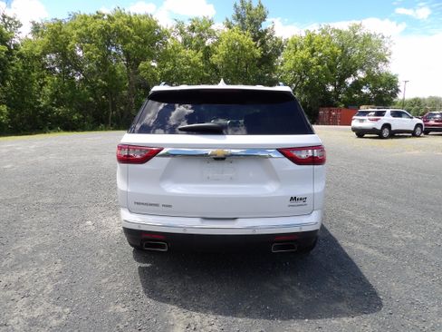 Used 2019 Chevrolet Traverse Premier AWD/4WD image 5