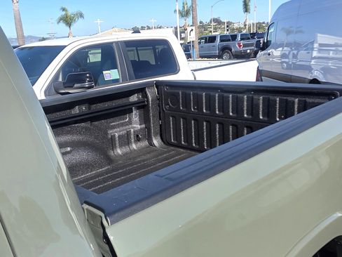 New 2026 RAM 1500 Big Horn AWD/4WD image 18