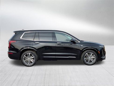 Certified 2023 Cadillac XT6 Premium Luxury w/ Technology Package image 5