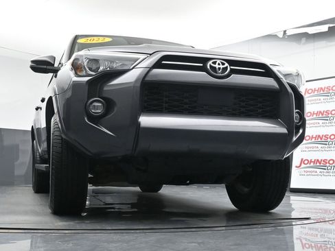 Used 2022 Toyota 4Runner SR5 Premium image 33