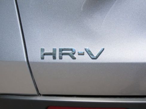 New 2026 Honda HR-V LX image 7