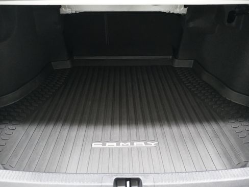 Used 2019 Toyota Camry XSE w/ Navigation Package image 25