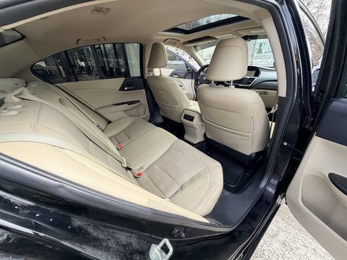 Used 2015 Honda Accord EX-L image 51