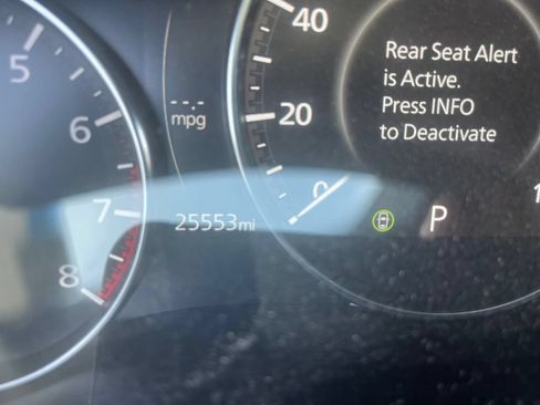 Used 2024 MAZDA MAZDA3 s FWD image 5