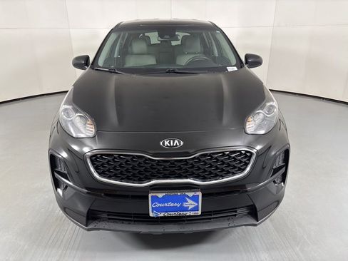Used 2022 Kia Sportage LX FWD image 3