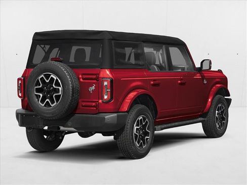 New 2026 Ford Bronco Outer Banks AWD/4WD image 2