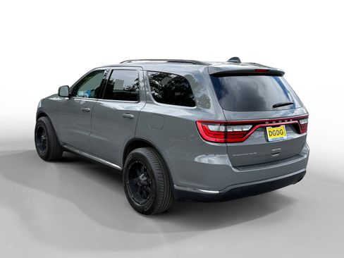 Used 2020 Dodge Durango SXT image 3