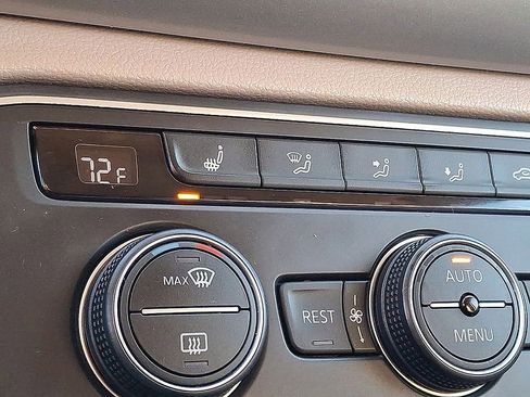 Used 2019 Volkswagen Atlas SE image 23