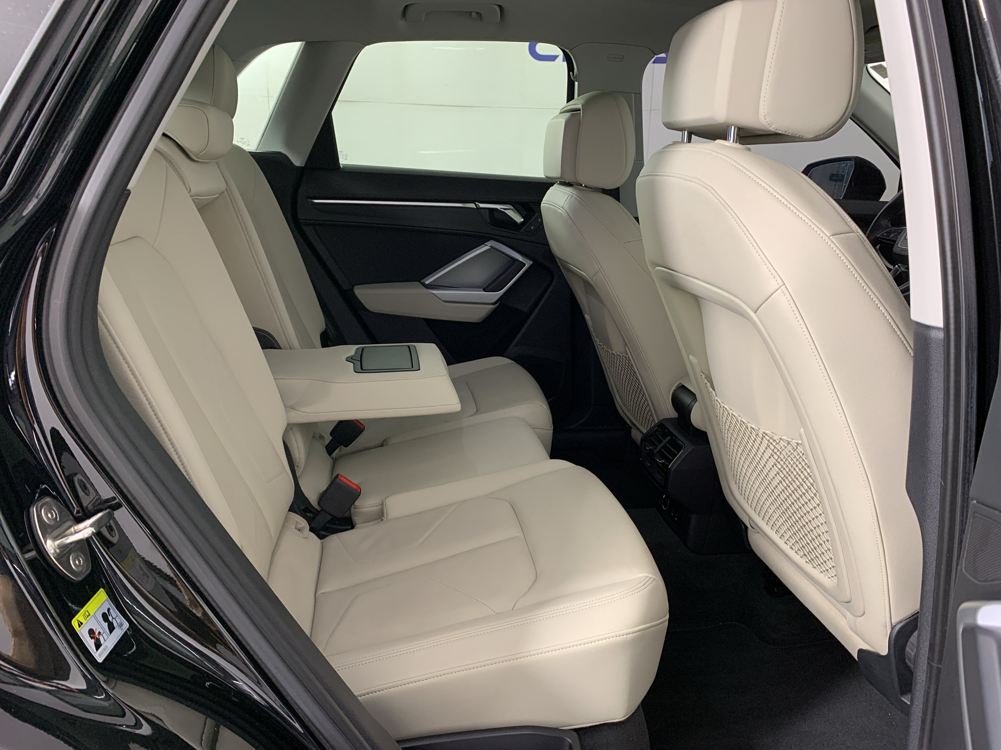 Used 2020 Audi Q3 2.0T Premium AWD/4WD image 37