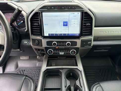 Used 2022 Ford F350 Lariat w/ Lariat Ultimate Package AWD/4WD image 49