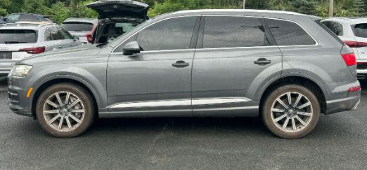 Used 2018 Audi Q7 3.0T Prestige w/ Prestige Package AWD/4WD image 2