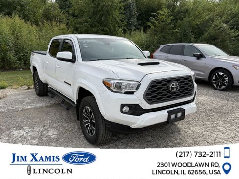 Used 2020 Toyota Tacoma TRD Sport AWD/4WD image 1
