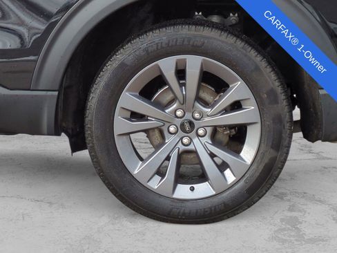 Used 2023 Ford Explorer XLT w/ Equipment Group 202A image 17