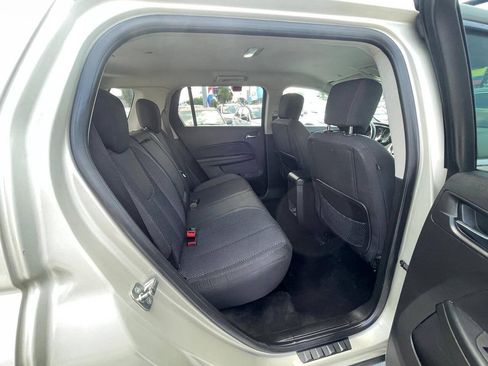 Used 2013 GMC Terrain SLE FWD image 4