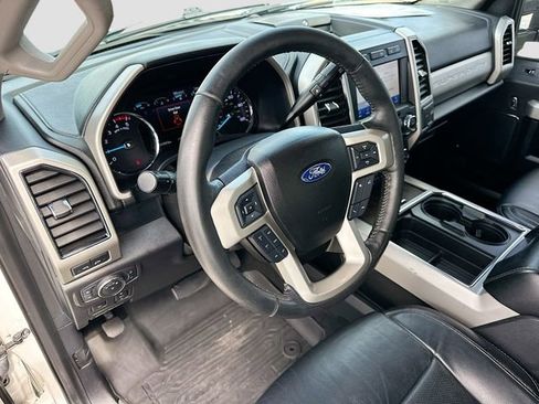 Used 2020 Ford F350 Lariat w/ Lariat Ultimate Package AWD/4WD image 9