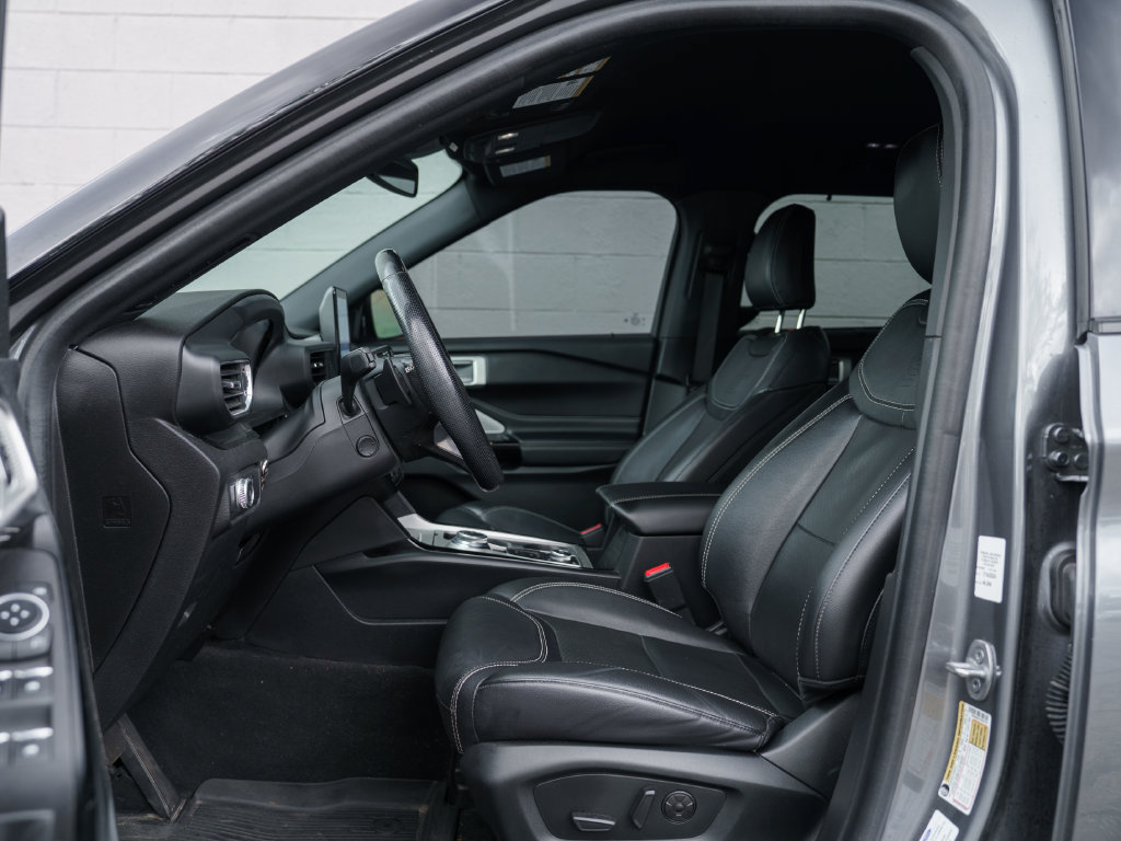 Used 2022 Ford Explorer ST w/ Equipment Group 401A AWD/4WD image 17