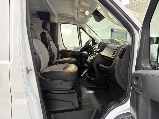 Used 2025 RAM ProMaster 2500 w/ Convenience Group FWD image 32