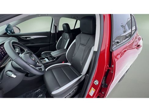 Certified 2025 Buick Envision Sport Touring image 24