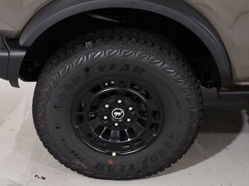 New 2026 Ford Bronco Badlands AWD/4WD image 24