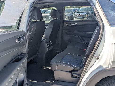 New 2026 Volkswagen Atlas Cross Sport SEL Premium R-Line image 13