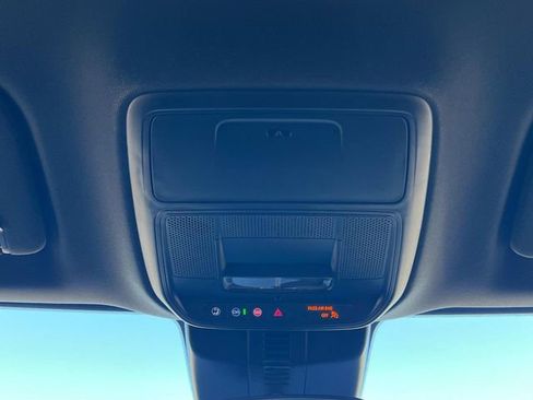 New 2026 Chevrolet Traverse LT image 36