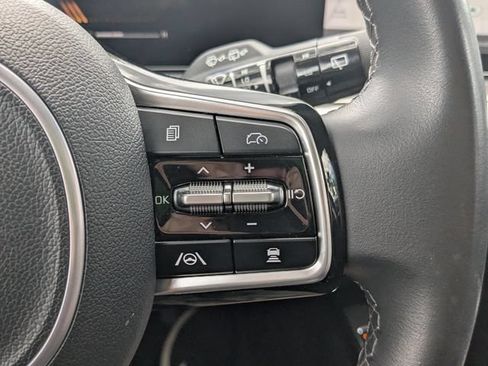 Certified 2024 Kia Sorento S w/ Panoramic Sunroof Package FWD image 29