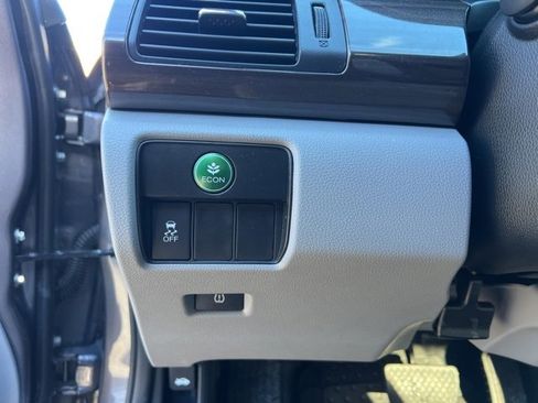 Used 2016 Honda Accord EX-L image 19