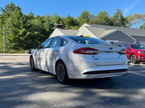Used 2017 Ford Fusion Energi Titanium FWD image 7
