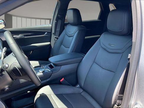 New 2026 Cadillac XT5 Premium Luxury w/ LPO, Floor Liner Package FWD image 9