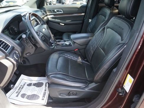Certified 2019 Ford Explorer Platinum AWD/4WD image 9