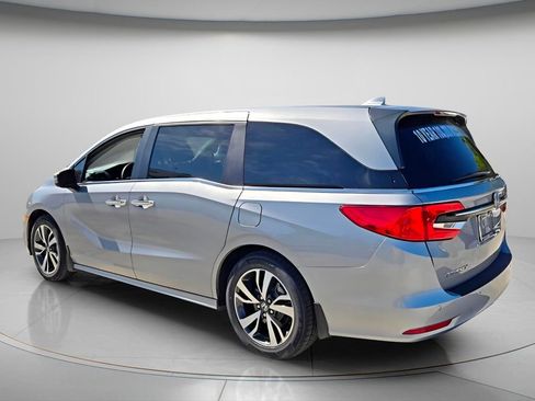 Used 2024 Honda Odyssey Touring image 8