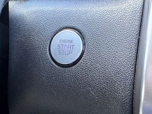 Used 2021 Kia Sorento S w/ Panoramic Sunroof Package image 7