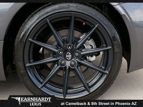 Used 2023 Toyota GR86 Premium RWD image 17