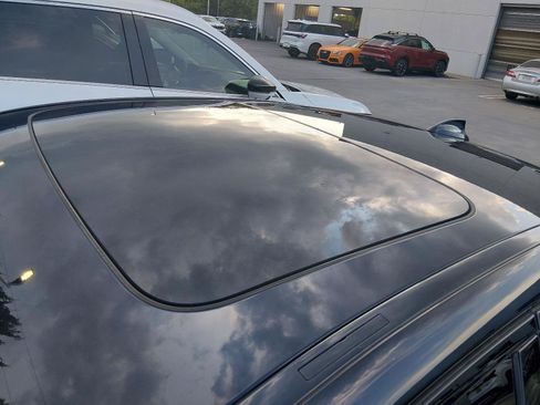 Used 2019 BMW 540i RWD image 2