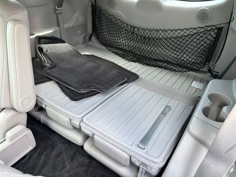 Used 2017 Toyota Highlander Limited Platinum AWD/4WD image 24