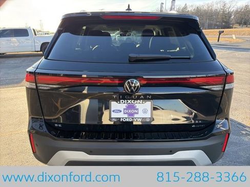 New 2026 Volkswagen Tiguan SE AWD/4WD image 6