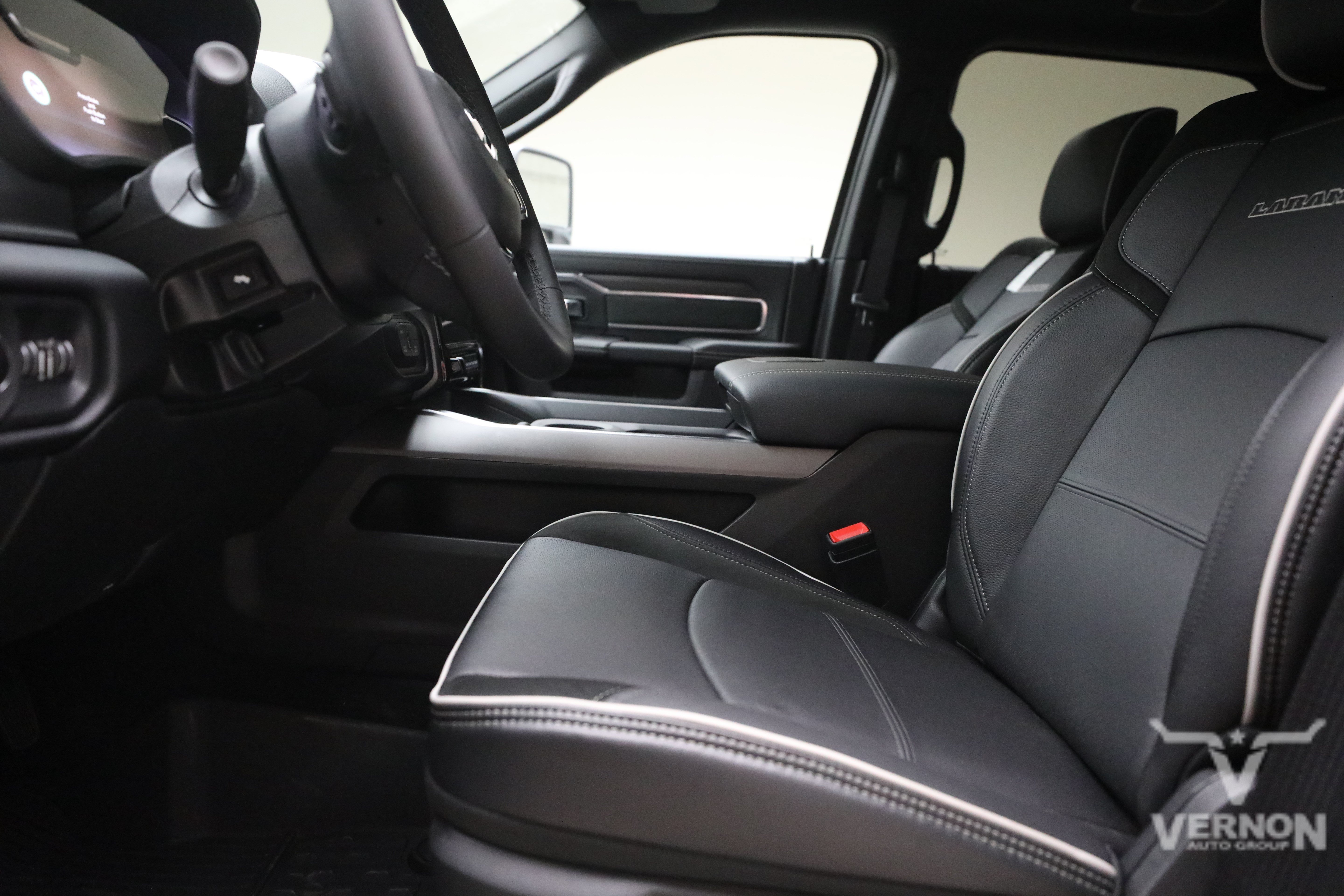 New 2027 RAM 3500 Laramie AWD/4WD image 10