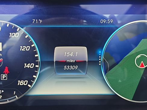 Used 2019 Mercedes-Benz S 560 Cabriolet image 23