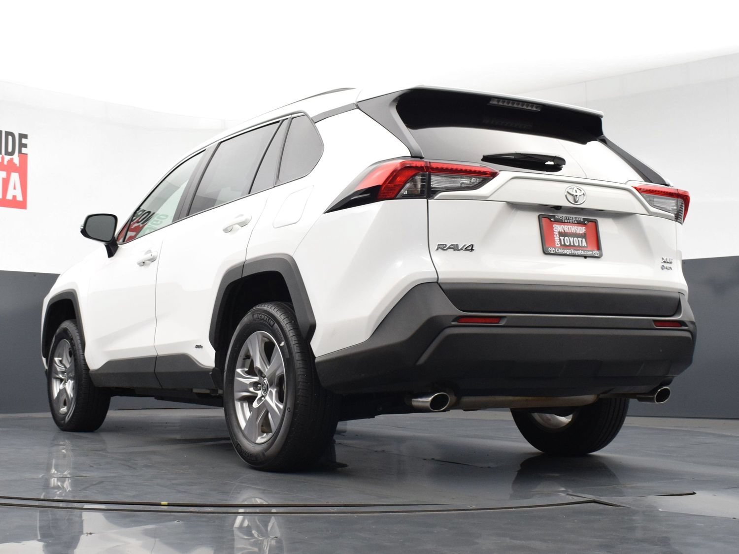 Used 2025 Toyota RAV4 XLE AWD/4WD image 26