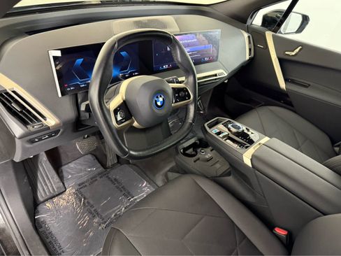 Certified 2024 BMW iX xDrive50 w/ Sport Package AWD/4WD image 10