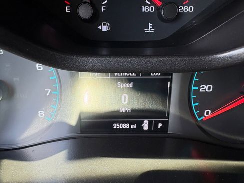 Used 2019 Chevrolet Colorado W/T RWD image 13