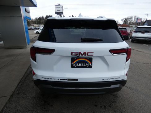 New 2026 GMC Terrain Elevation w/ Elevation Premium Package AWD/4WD image 4
