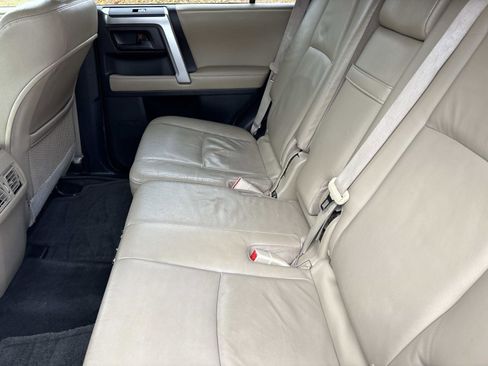 Used 2013 Toyota 4Runner SR5 image 30