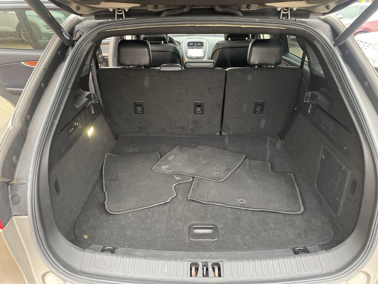 Used 2016 Lincoln MKX Reserve w/ Climate Package FWD image 21