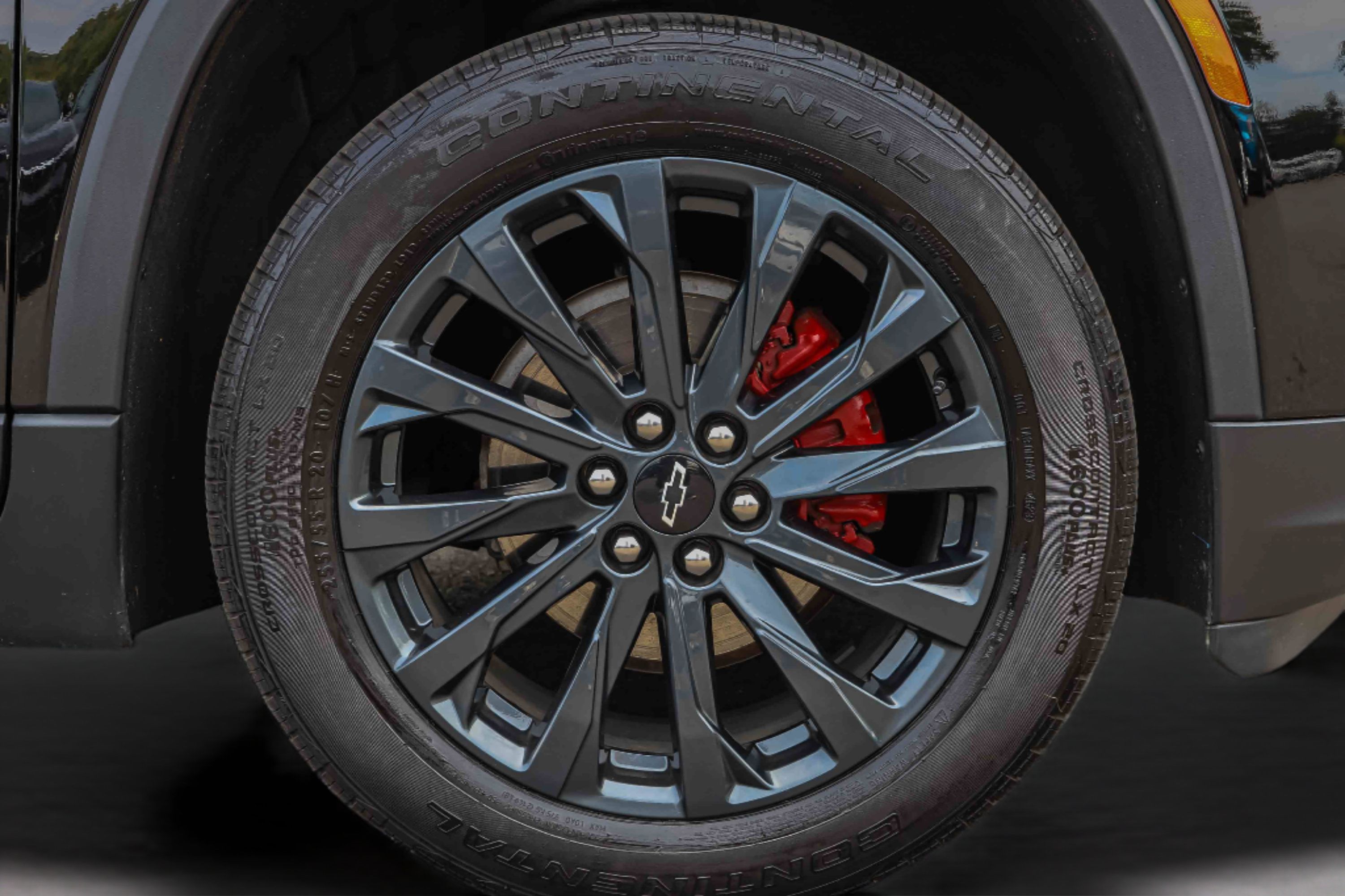 Used 2024 Chevrolet Traverse RS w/ LPO, Floor Liner Package AWD/4WD image 27