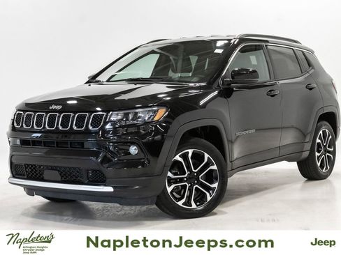 Used 2024 Jeep Compass Limited image 1